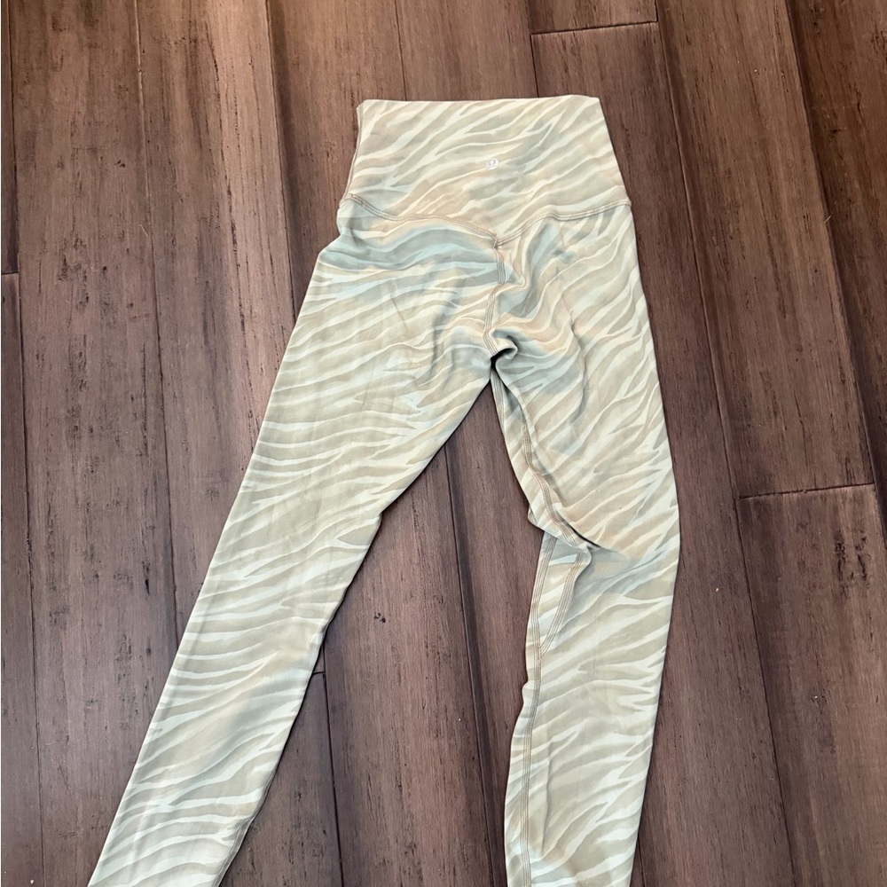 lululemon athletica le Tigre Leggings